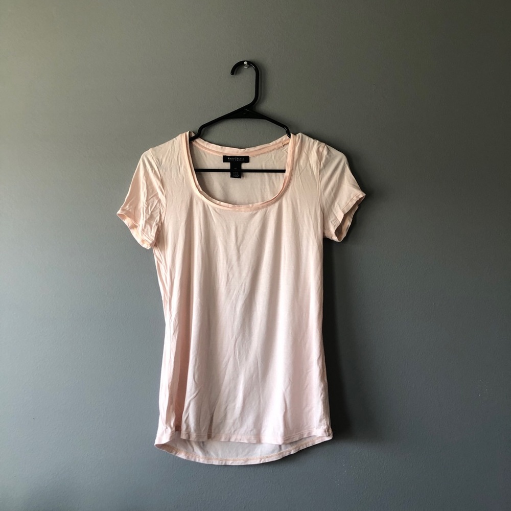 ⭐️ Clearance ⭐️ White House Black Market Tee